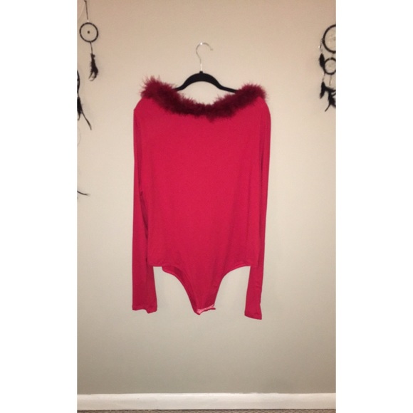 Red fuzzy collar bodysuit - Picture 2 of 4